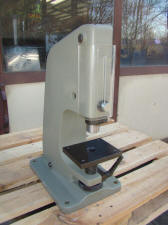 Kniehebelpresse "Jossi" [5]