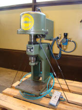 Pneumatische Presse "Bosch" [2]